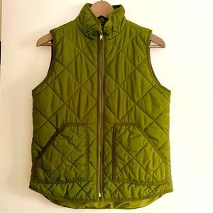 J Crew Mercantile Small Green quilted vest